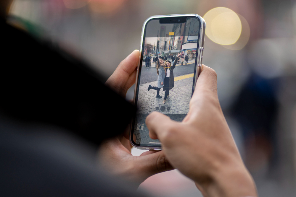 Алатка за обработка на фотографии на мобилен телефон